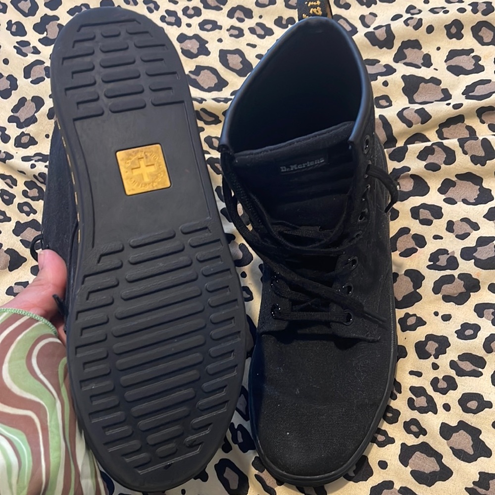 hightop doc martens